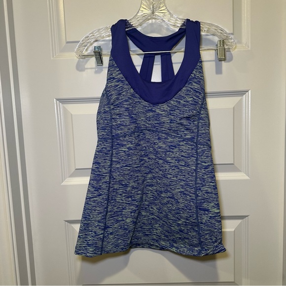 Road Runner Sports Blue Print V Neck Sleeveless Tank size M - Picture 1 of 9